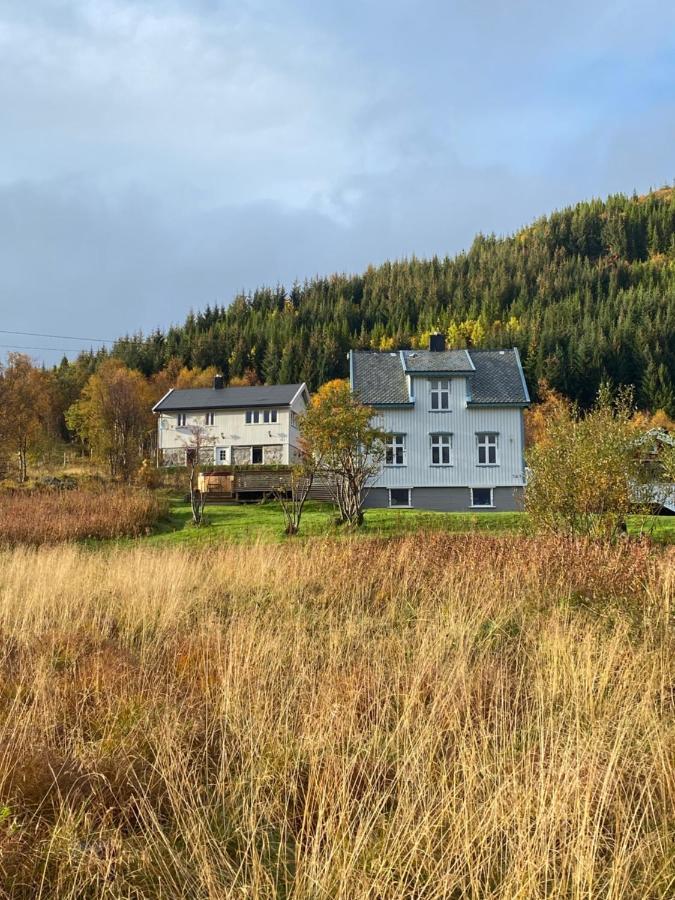 Wilderness House Villa Urda Exterior photo